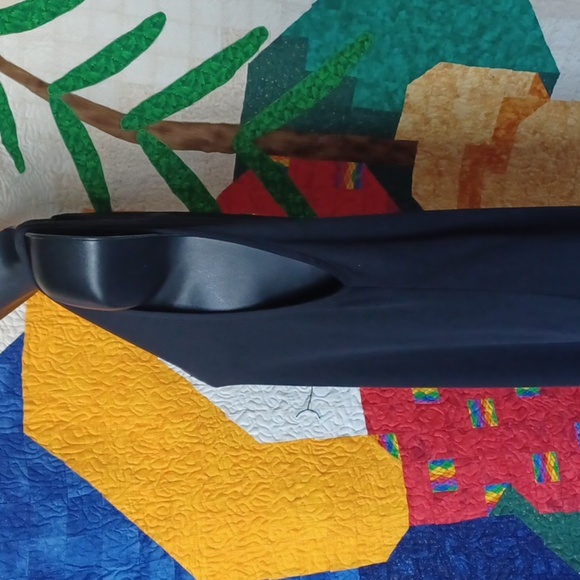 Lulus Deep in Thought Black Ribbed Shift Dress w/Asymmetrical Raw Hem -Sz xl - Picture 5 of 6